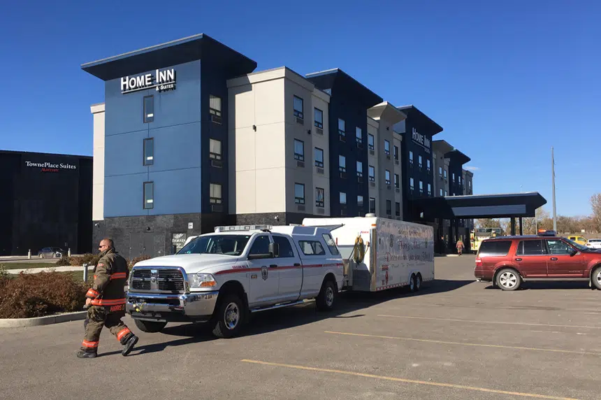 Chlorine gas exposure at hotel sends 5 to hospital 650 CKOM