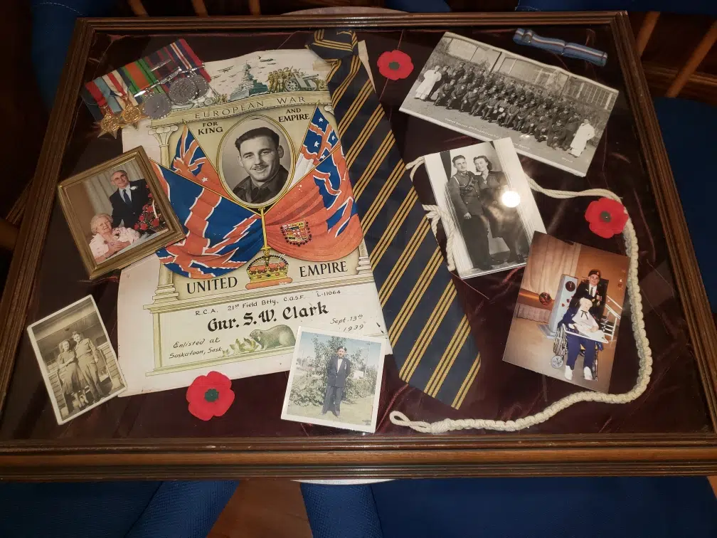 Family reunited with war memorabilia 650 CKOM