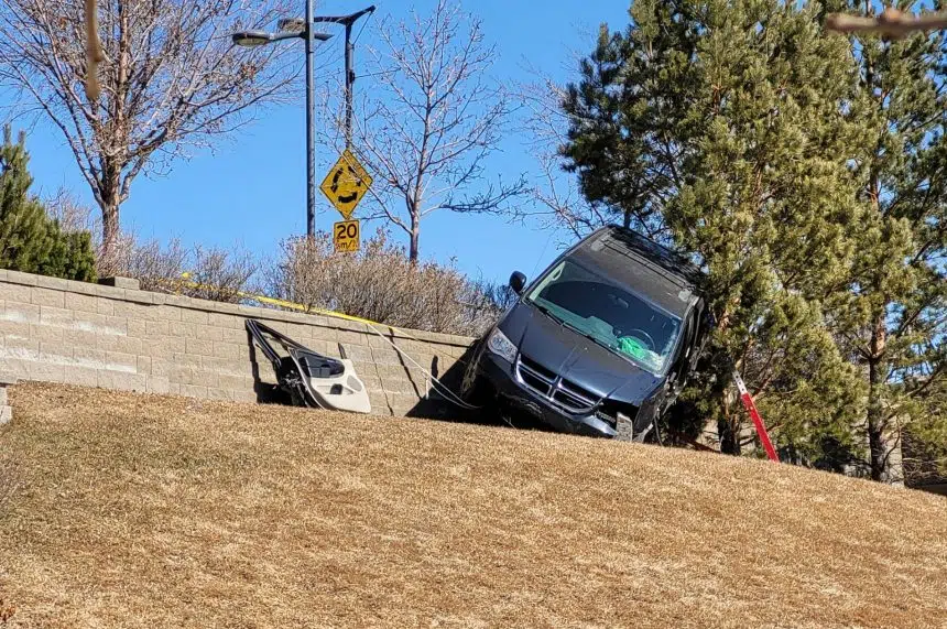 Crash Near Sid Buckwold Bridge Sends One Person To Hospital 650 Ckom 3720