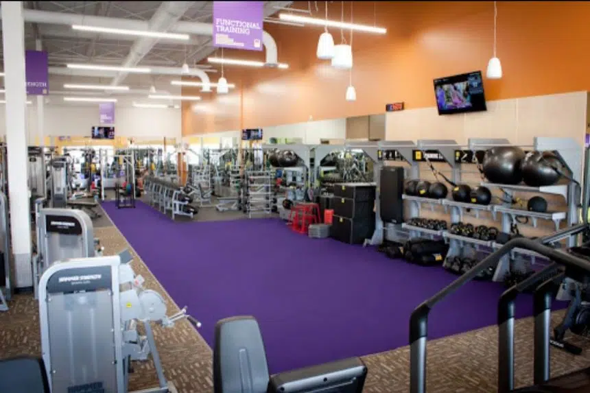 Saskatoon gym to introduce fob feature to help with vaccination