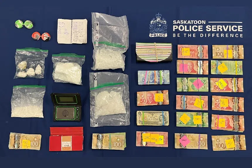 Man And Woman Arrested With Large Amount Of Cash Drugs 650 Ckom 