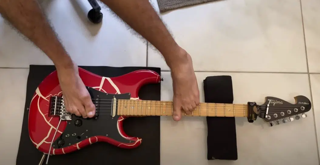 WATCH Dude playing guitar with his feet crushes “Sweet Child Of Mine