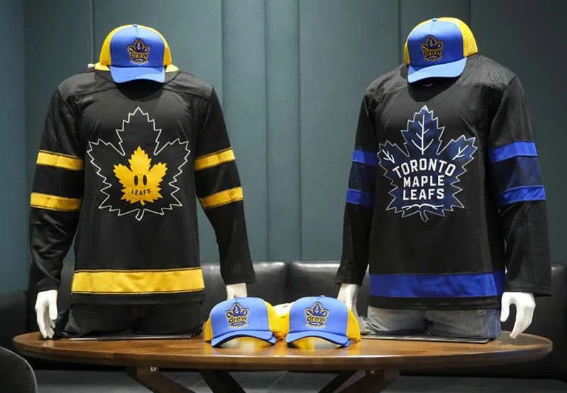 Maple Leafs & Justin Bieber collaborate on hockey jersey