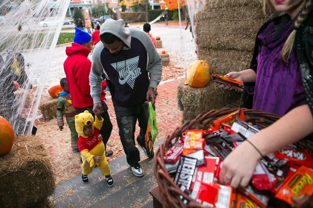 Your Guide to Adult Trick Or Treating