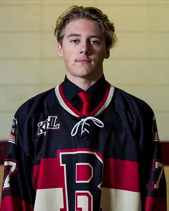 Cranbrook hockey player signs with BCHL’s Chilliwack Chiefs | The Drive FM