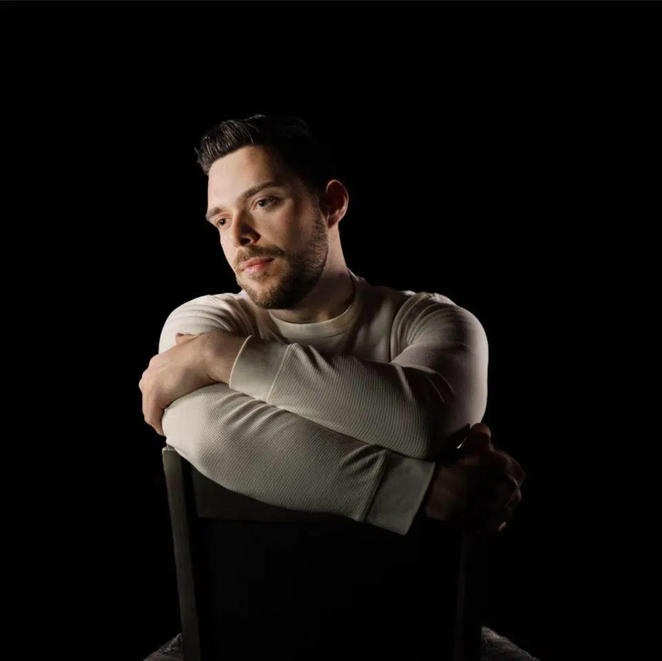 Coast 2 Coast Closeup – Matthew Runaway