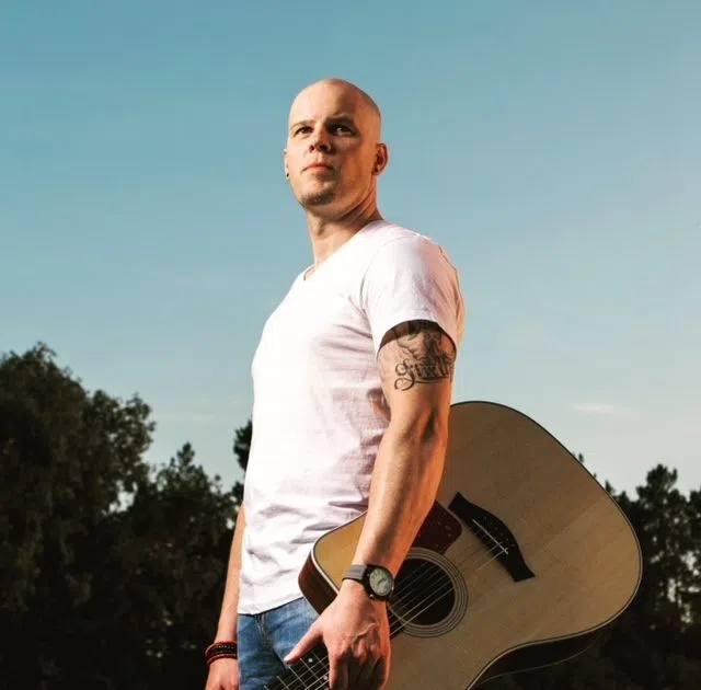 Coast 2 Coast Closeup Shawn Oates 900 CKBI