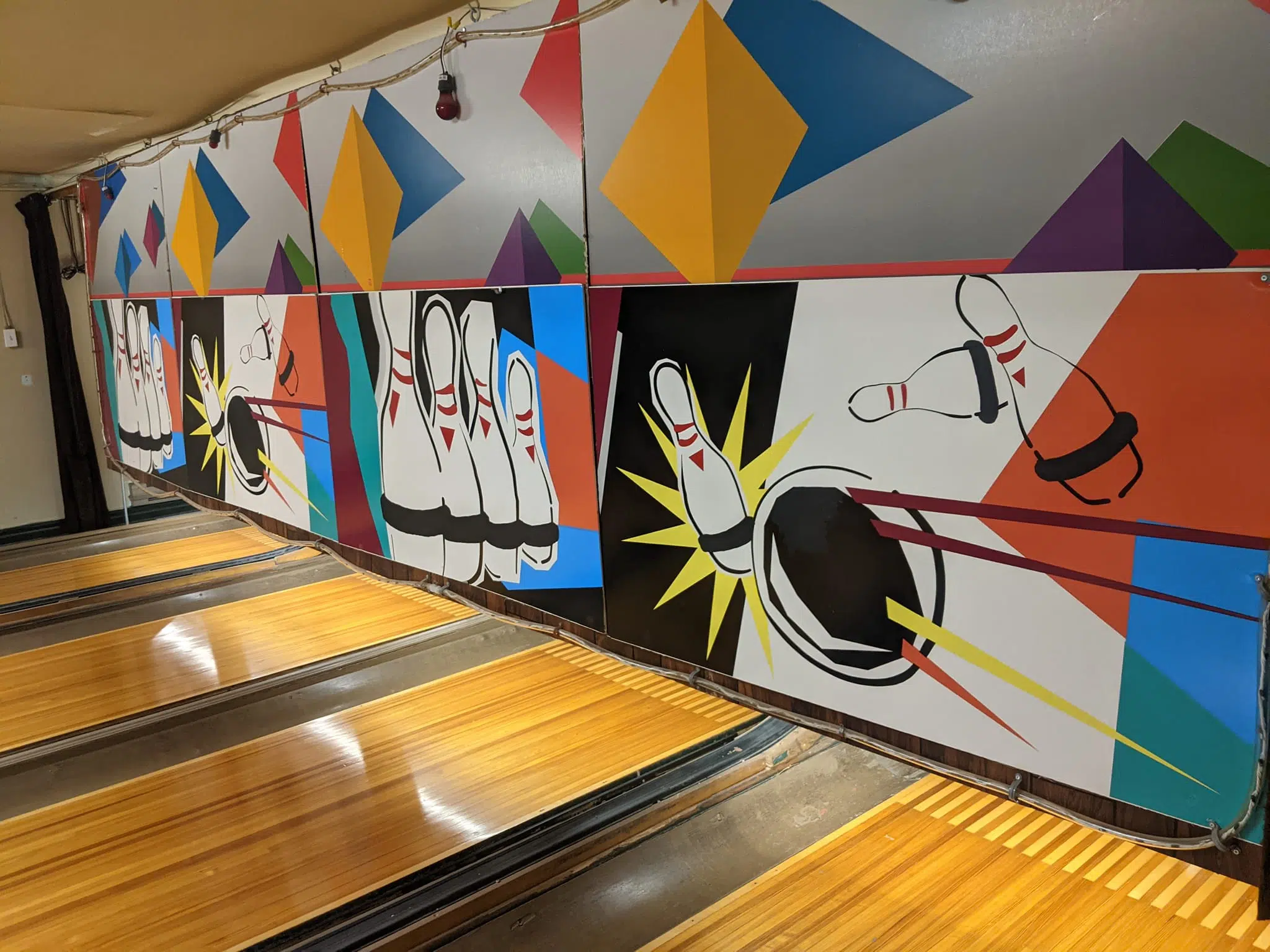 COMMUNITY SPOTLIGHT Popular renovation show to give bowling alley in