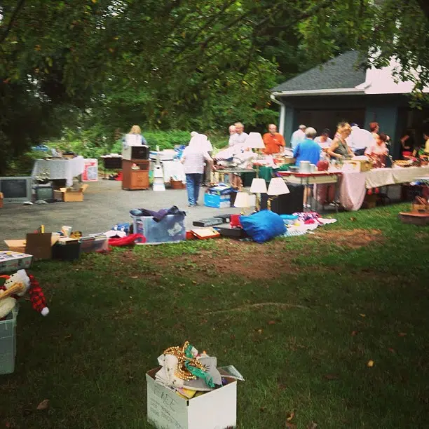 Junkin Friday 8.11 Yard Sales on Patterson