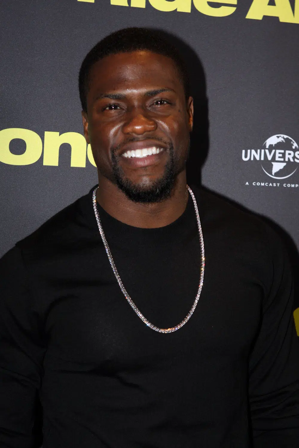 Super Bowl: Kevin Hart Drops F-Bomb, Tries to Crash Super Bowl Stage – The  Hollywood Reporter