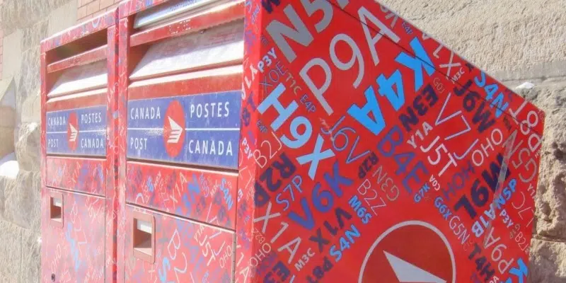 Staffing levels due to COVID-19 affecting mail delivery, Canada Post says