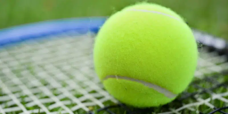 Tennis Players Return To Outdoor Courts As Restrictions Ease Vocm