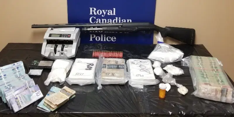 Une valeur de 840000 $ de cocaïne et une importante somme d'argent saisie dans le cadre de l'arrêt de la drogue à Grand Falls-Windsor