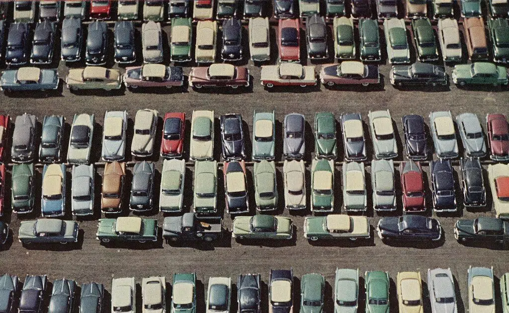 American Cars Are Getting Too Big For Parking Spaces, Bigger Tweets ...