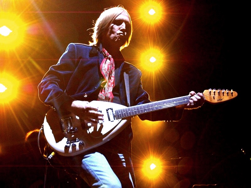 'Don't Do Me Like That' - Tom Petty and the Heartbreakers