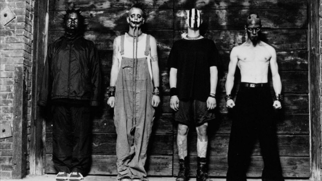 Mudvayne shares footage from first show back in 12 years